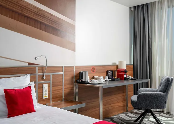 Mercure Unirii מלון