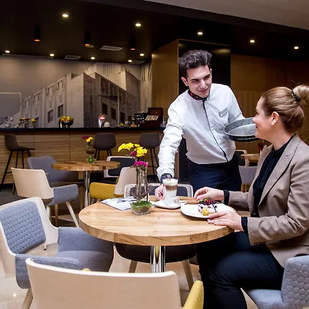 Готель Mercure Unirii