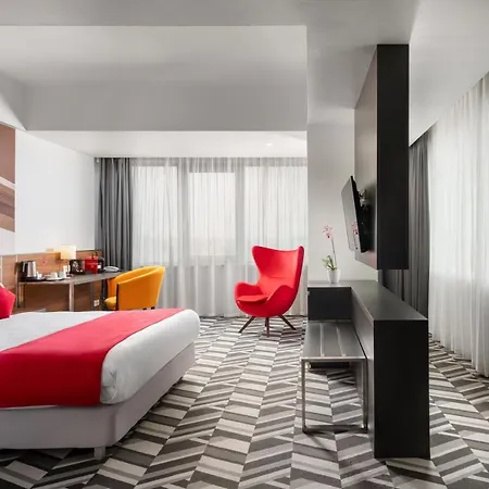 Mercure Unirii Готель Бухарест