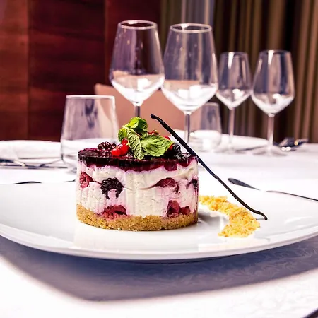 Готель Mercure Unirii 4*