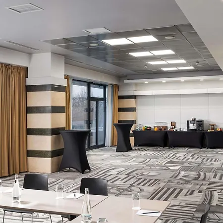 Mercure Unirii Готель Бухарест