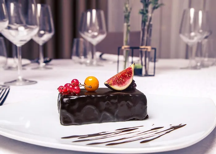 Отель Mercure Unirii Бухарест