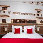 Готель Mercure Unirii 4*